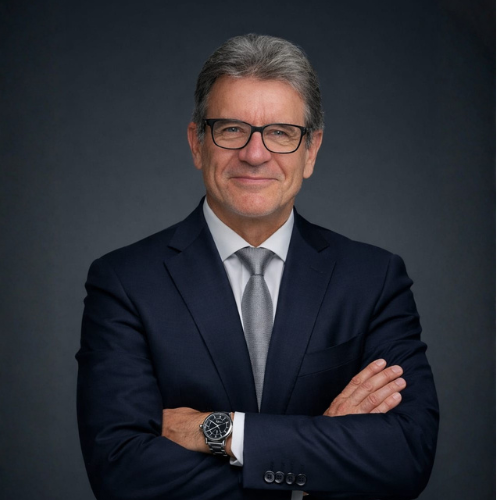 Lic. José María Kong - Vocal I CGAB